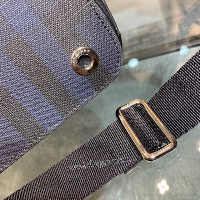 Burberry專門店新款男士信使包 巴寶莉翻蓋斜背包 yxb1299